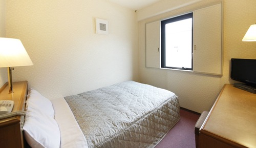 Standard Single Room, Smoking