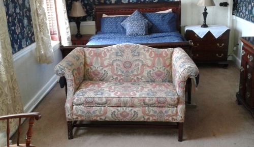 Walley 302 Queen Bed Spacious