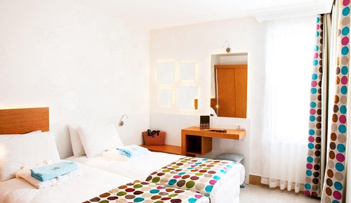Family Suite, 2 Bedrooms, Pool View