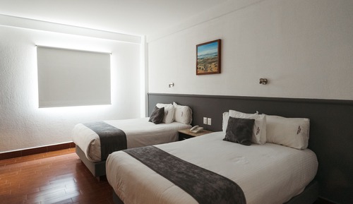 Business Room, 2 Double Beds