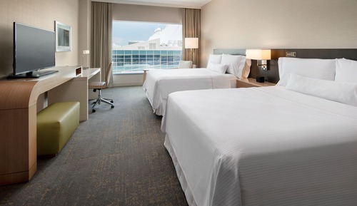 Traditional Room, 2 Queen Beds, Non Smoking