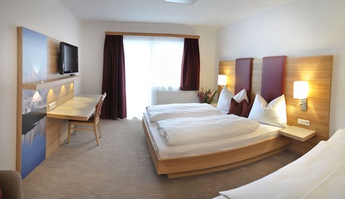 Standard Quadruple Room, Balcony (4 Personen)