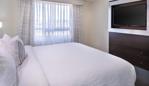 Suite, 2 Bedrooms, Non Smoking (Hearing Accessible)