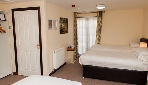 Triple Room, Ensuite