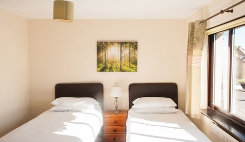 Twin Room, Ensuite