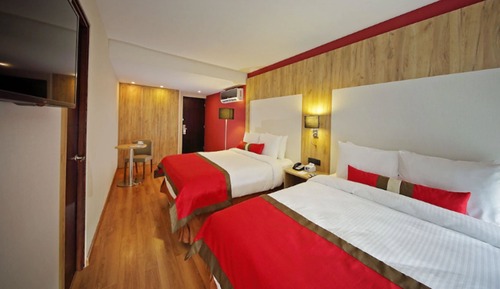 Room, 2 Queen Beds, Non Smoking