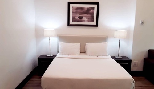 Room, 1 Queen Bed, Microwave