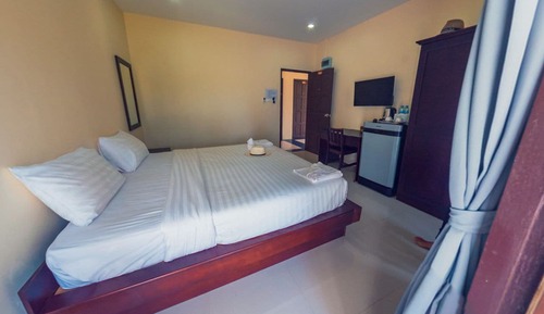 Superior Double Room, Pool Access
