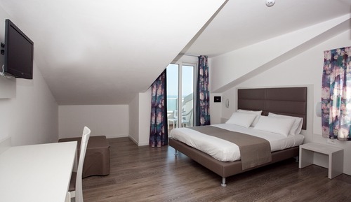 Superior Double or Twin Room, 1 Queen Bed, Non Smoking, Sea View