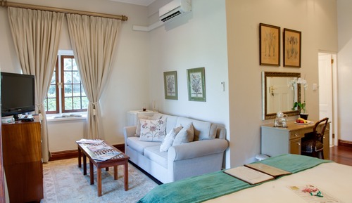 Deluxe Double Room 5