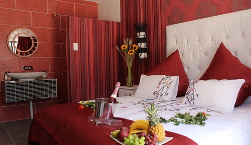 Standard Double or Twin Room, Pool View