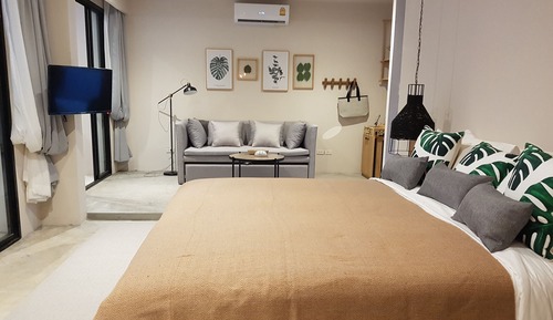Deluxe Room with Jacuzzi