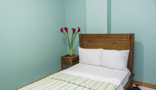 Economy Room, Multiple Bedrooms, No Windows