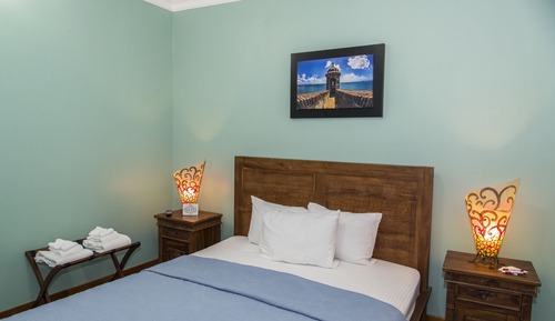 Economy Room, 1 Queen Bed, No Windows