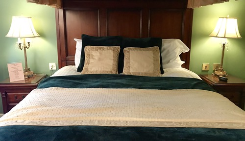 Four Poster Double Room