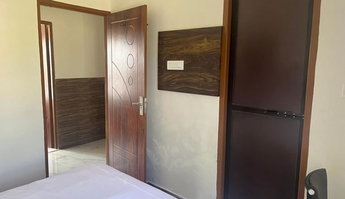 Deluxe Room, 1 Double Bed, Private Bathroom, Hill View