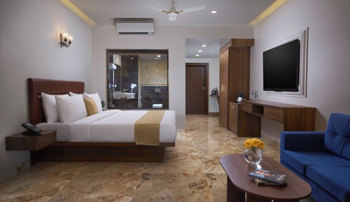 LUXURY SUITE