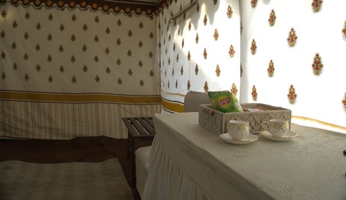 Deluxe Double or Twin Room, 2 Twin Beds, Non Smoking, Private Bathroom