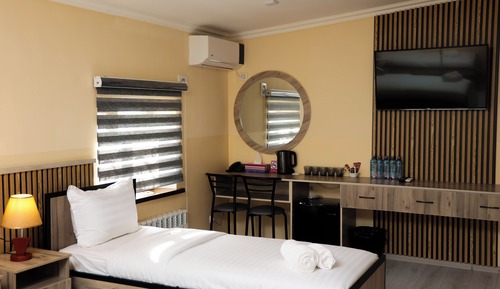Comfort Triple Room, City View