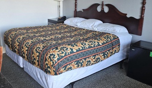 Room, 1 Queen Bed, Non Smoking
