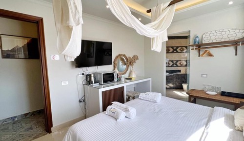 Deluxe Double Room, Non Smoking, Kitchenette