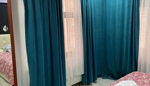 Room, Balcony