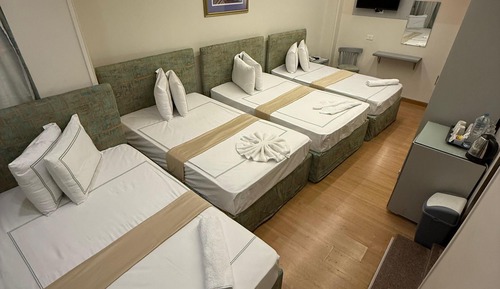 Deluxe Quadruple Room