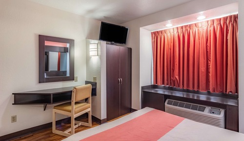 Standard Room, 1 Queen Bed, Non Smoking
