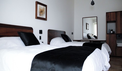 Comfort Double Room, 2 Double Beds, Ensuite, Garden View