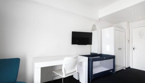 Single Room, City View