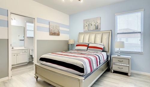Double Room, 1 Queen Bed, Non Smoking, Private Bathroom