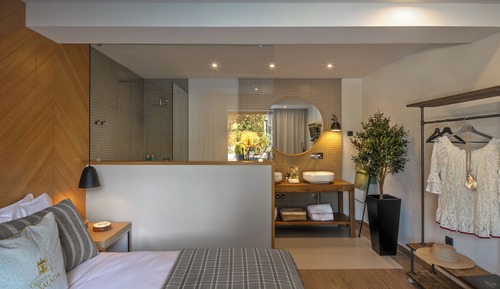 Standard Double Room, Vineyard View (Quarto 5)