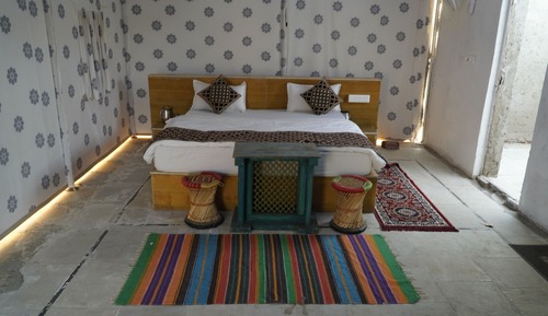 Luxury Swiss Tent, Oman with Dunes View
