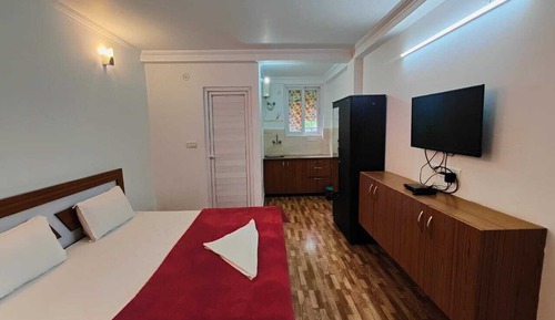 Economy Studio, 1 Bedroom, Balcony, Mountain View