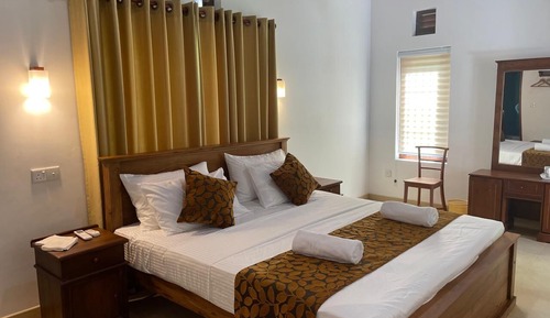 Standard Room, Multiple Beds, Balcony, Garden View