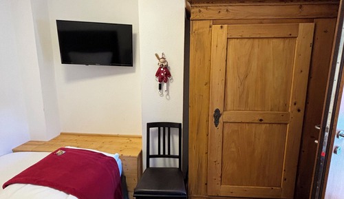 Classic Single Room