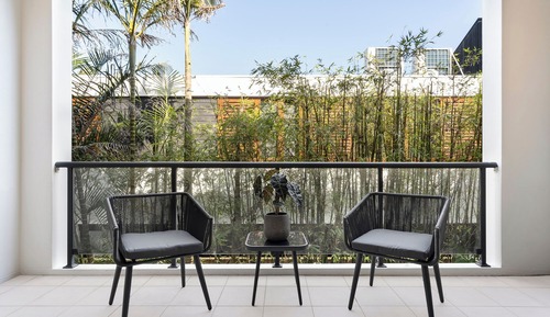 Two Superior Bedroom Apartment with Parking