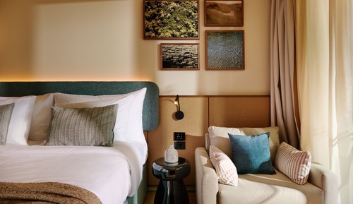 Room for 4+2