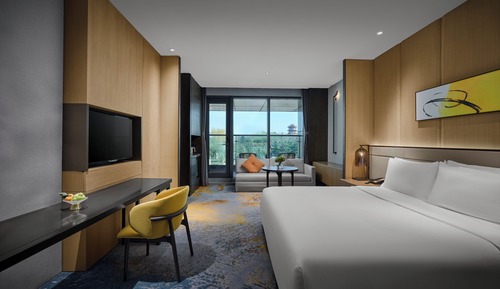 Premium Room, 1 King Bed