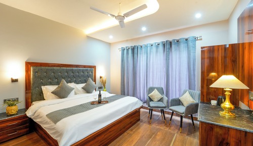 Deluxe Room, Balcony, City View