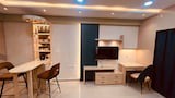 Luxury Studio Suite, City View