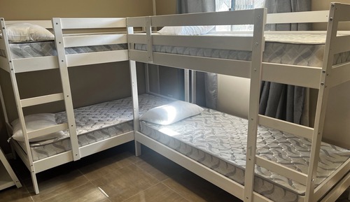 Basic Shared Dormitory, Women only, 4 adults