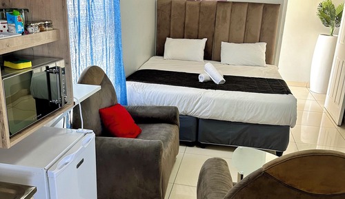 Deluxe Room, City View