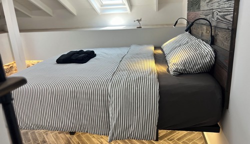 Deluxe Triple Room, City View