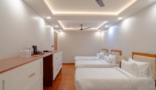Family Room, 2 Bathrooms