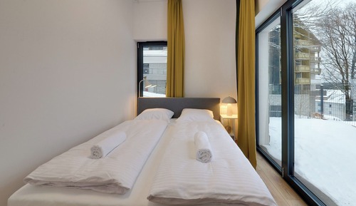 Apartment, Balcony