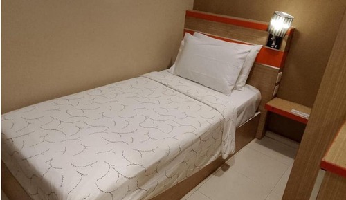 Standard Single Room