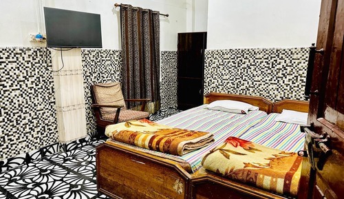 Deluxe Room, City View