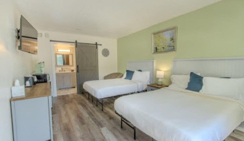Double Room, Non Smoking, Courtyard View