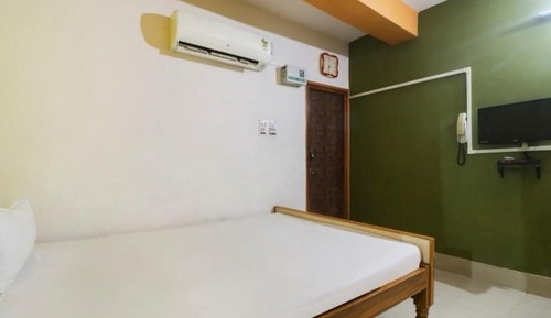 Single Room, Balcony, City View